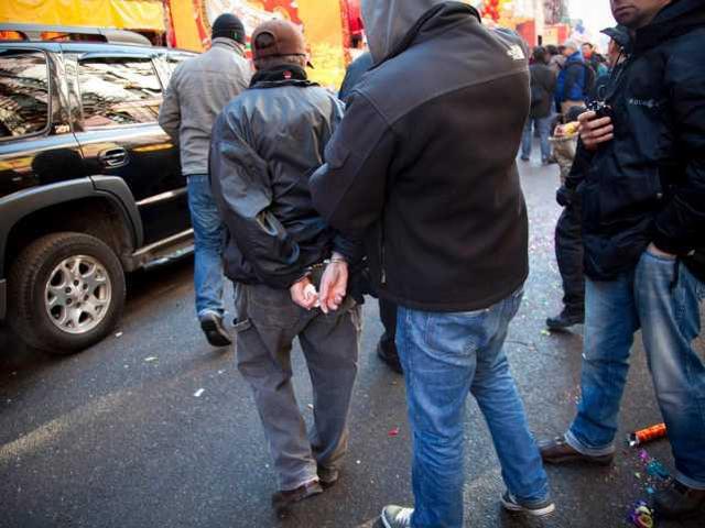 纽约裁撤便衣警察,600探员当社区警,罪犯乐开花了