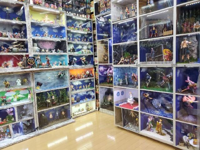 仔细看了一下基本以海贼的场景和手办居多,看看这一面墙,估计可以有一