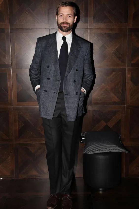 我看这些设计师,干脆转行当时尚博主得了|设计师|穿着|正装_新浪新闻