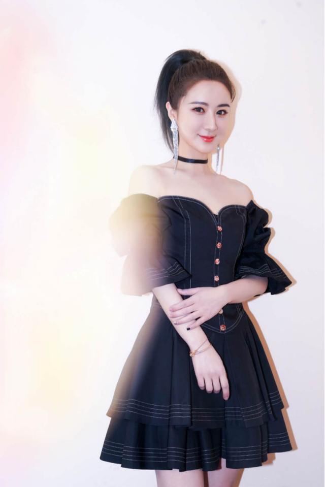 魅力智慧值超高,"带货女王"薇娅,直播间外,她每天坚持运动