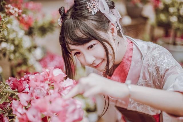 套片子~~~~单图只放了个人的~~阿池的在她的个人账号里~~~~顺带预告下