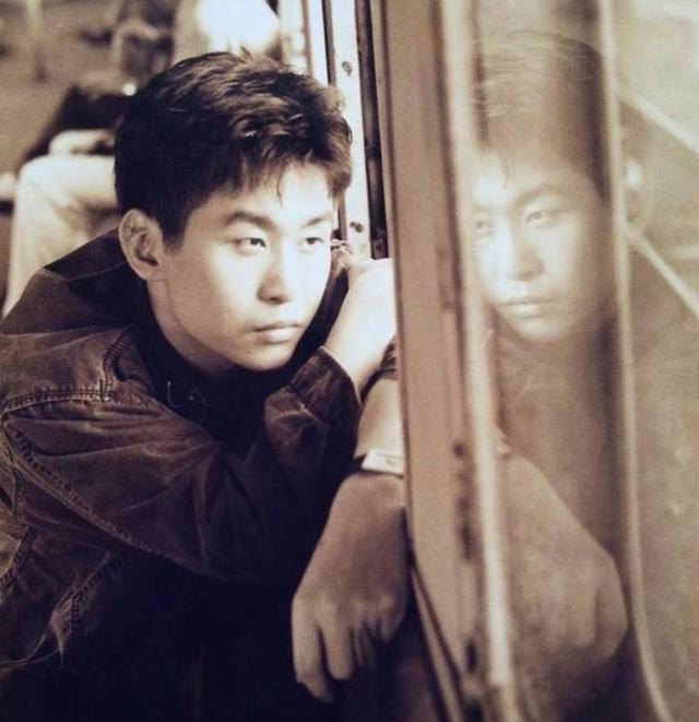 郑智化唱过的好歌那么多,只从中选出五首,不是一件容易的事情