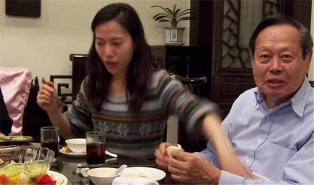 伟大的科学家杨振宁豪宅曝光啦!竟然是清华大学专门为他建设的