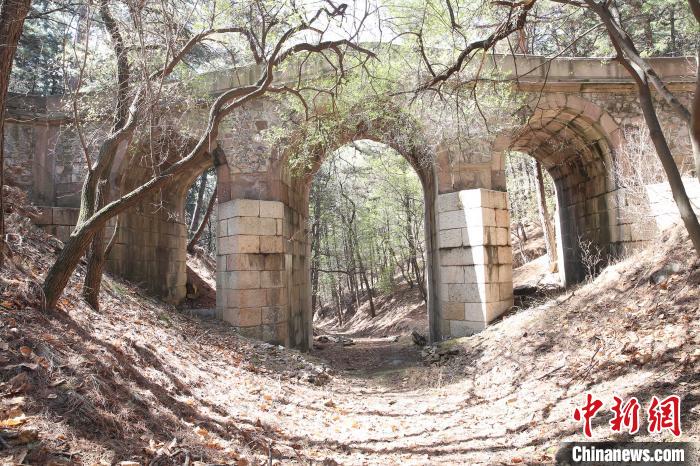 中新网承德避暑山庄山区基址考古完成 许多重要遗存首次被发现