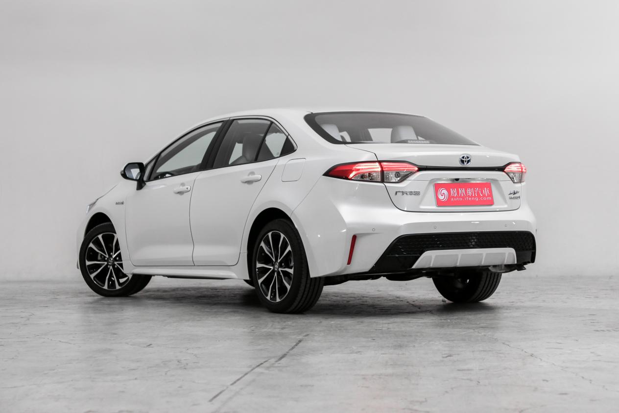 静态体验全新雷凌运动系列时尚感再次增强