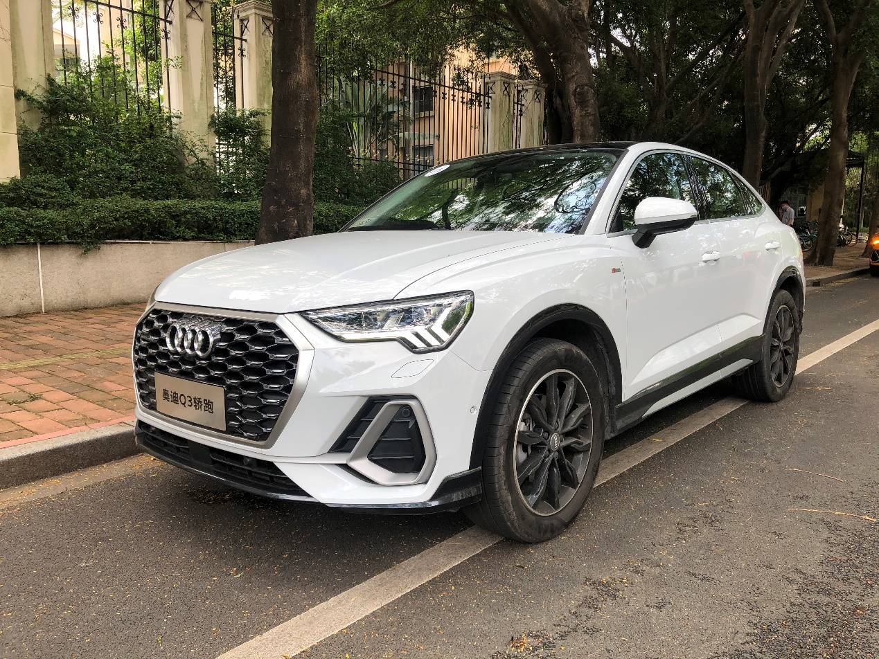 试驾奥迪q3轿跑:个性与美感并存