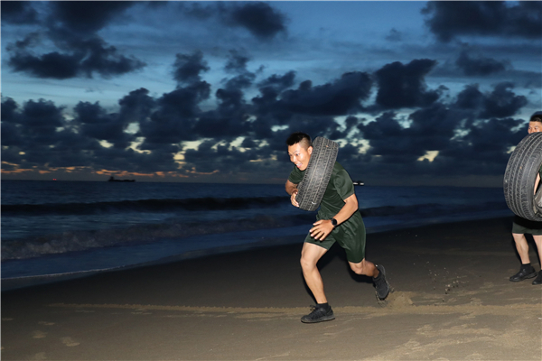 (柴浩摄影报道)