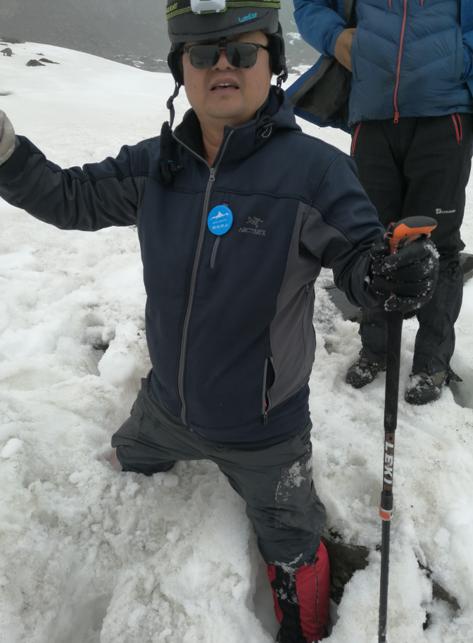 鹰爸敢想裸跑弟敢做02南京传奇父子父亲节再越高峰