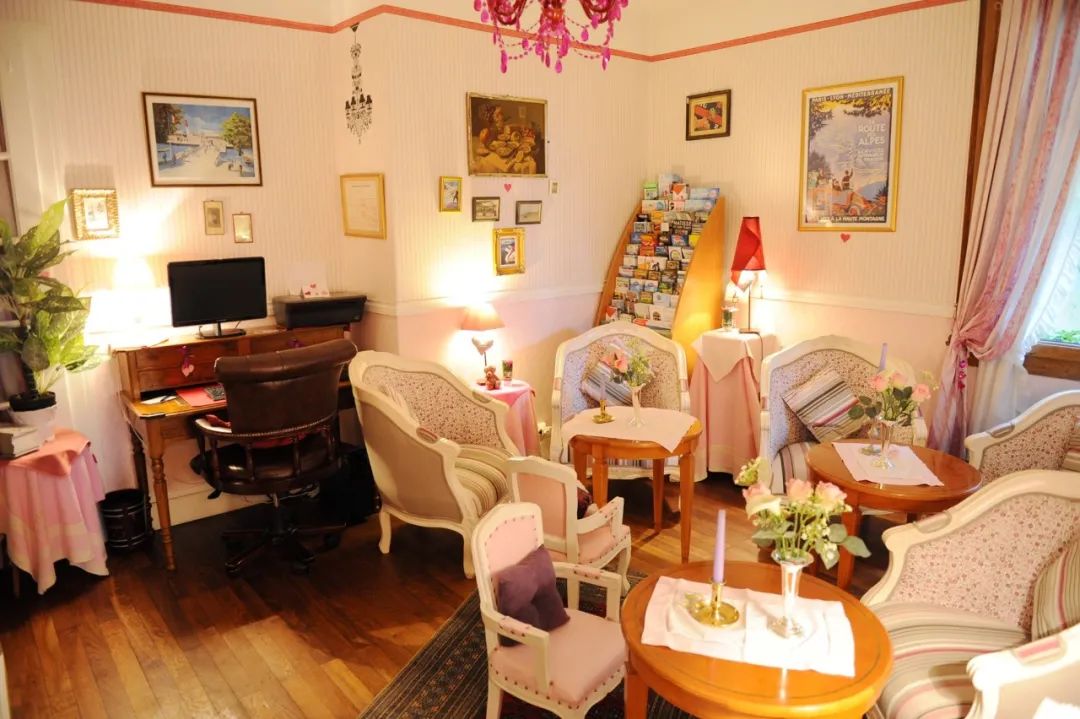 带八旬老人瑞士游（1）日内瓦湖边的精致小旅馆