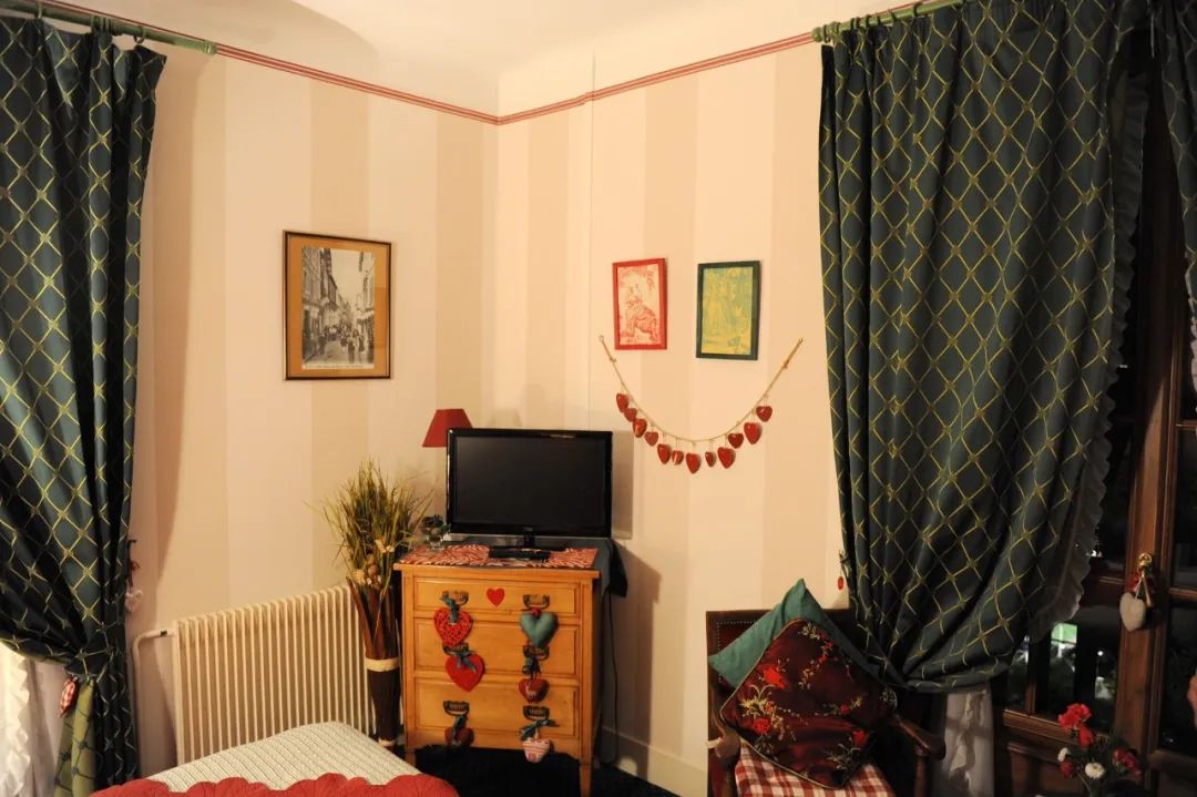 带八旬老人瑞士游（1）日内瓦湖边的精致小旅馆