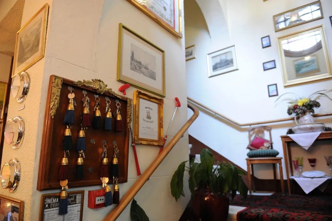 带八旬老人瑞士游（1）日内瓦湖边的精致小旅馆