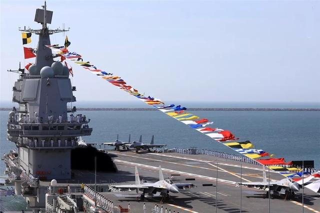 首艘国产航母山东舰,在北约眼里却是这般模样,实在太气人了