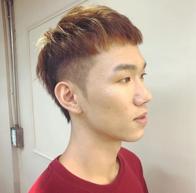 男生小狼尾发型即将流行今年这样剪发型时尚个性帅气