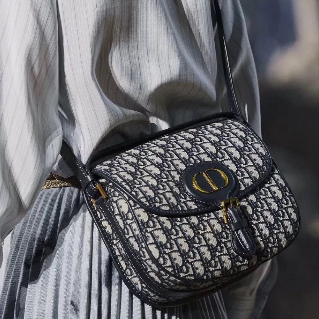 是日美好事物宜家植物主题家居搭建出室内花园dior全新bobby手袋风格