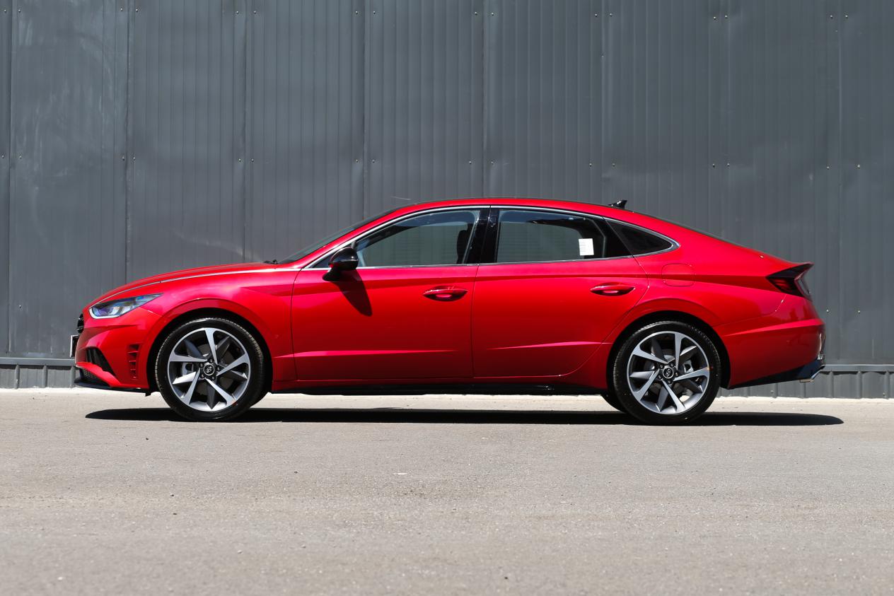 北京现代第十代索纳塔启动预售官方预售价16482058万元