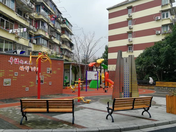 城市馨细节|"社区微更新"杨浦三小区破墙实现1 1 1>3|杨浦区_新浪新闻