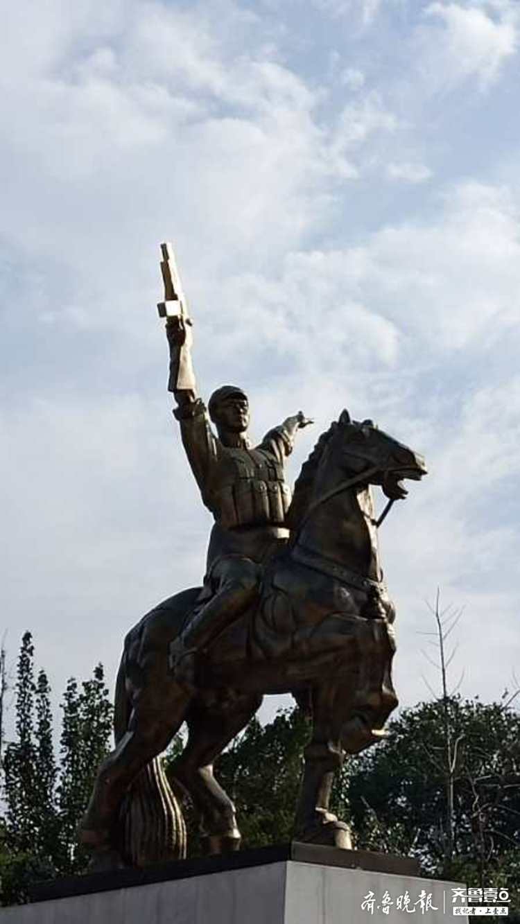 喜看稻菽千重浪,遍地英雄下夕烟