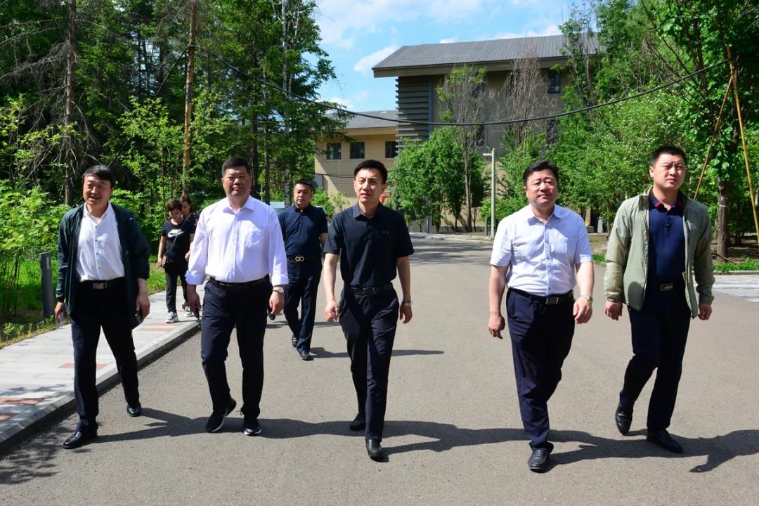 印象长白山森工:护航企业发展 营造林海清风