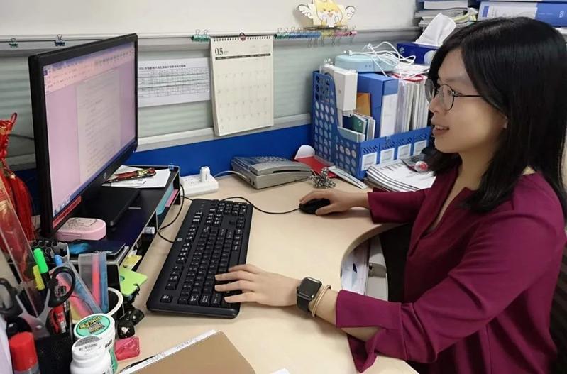 "十大青年标兵"系列报道之三丨叶绮娜:这个80后女博士有点酷!