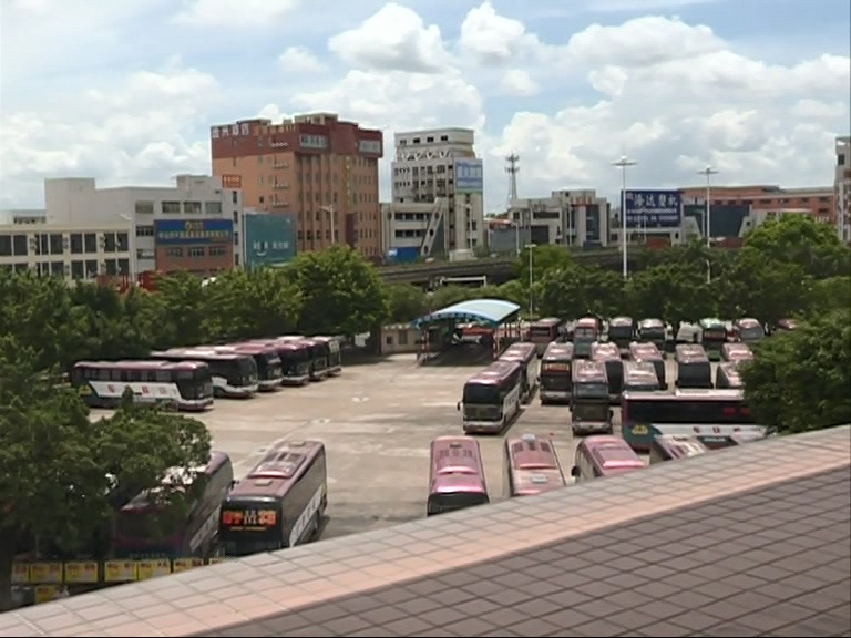 说不出再见满满的都是回忆