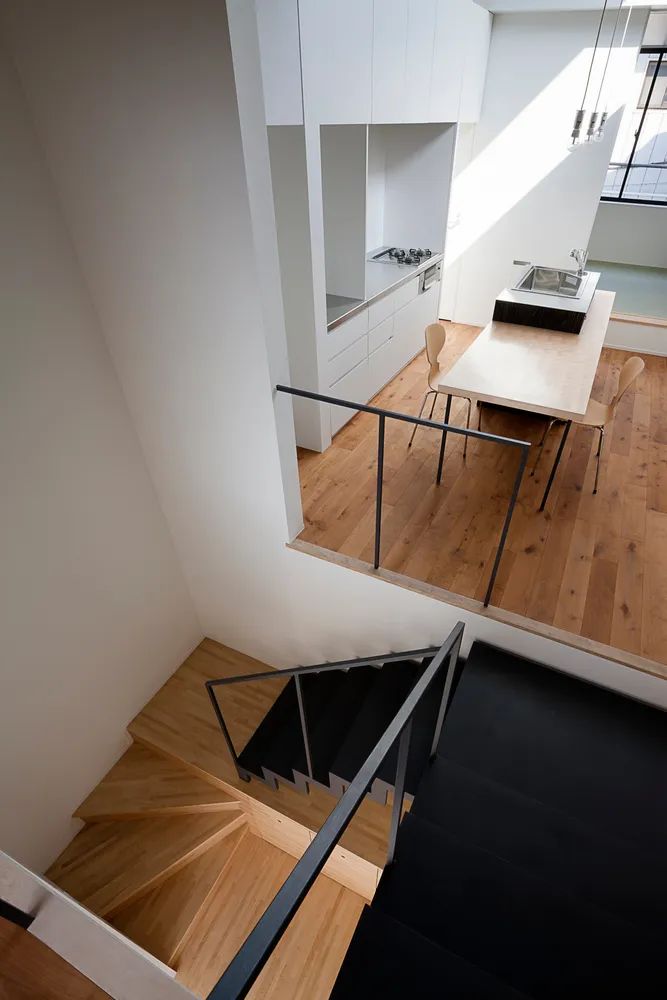 今日屋主丨日本66㎡超酷loft,竟然还做了个居酒屋在家里