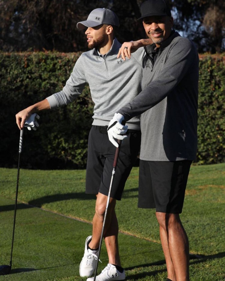 库里致父亲:感谢你为我做的一切 这是沃德尔的传承