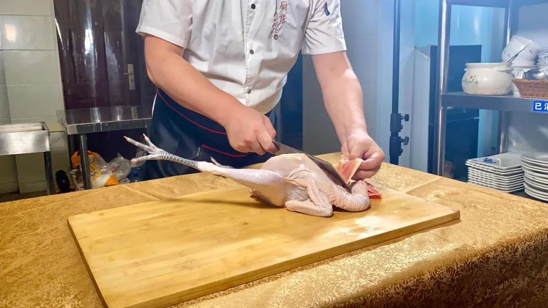 旅途美食|临清捶鸡面——小碗里的大不同_新浪新闻