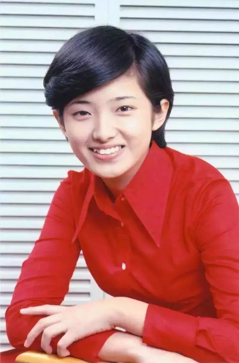 一代女神山口百惠退隐40年:终其一生,只为取悦一人