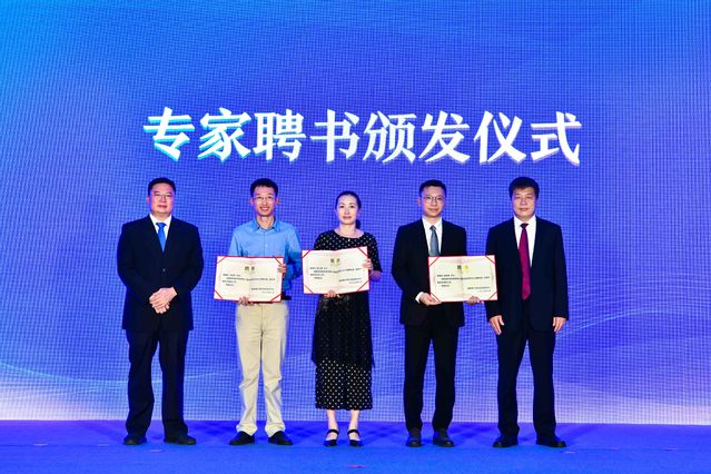 广东省大湾区办常务副主任,省发改委副主任曹达华表示,广东省将坚持以