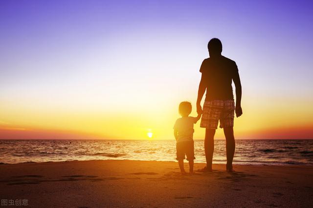 溺和宠爱,所以我们经常讲有"妈宝男",但是你从来没有听说过叫"爸宝男"