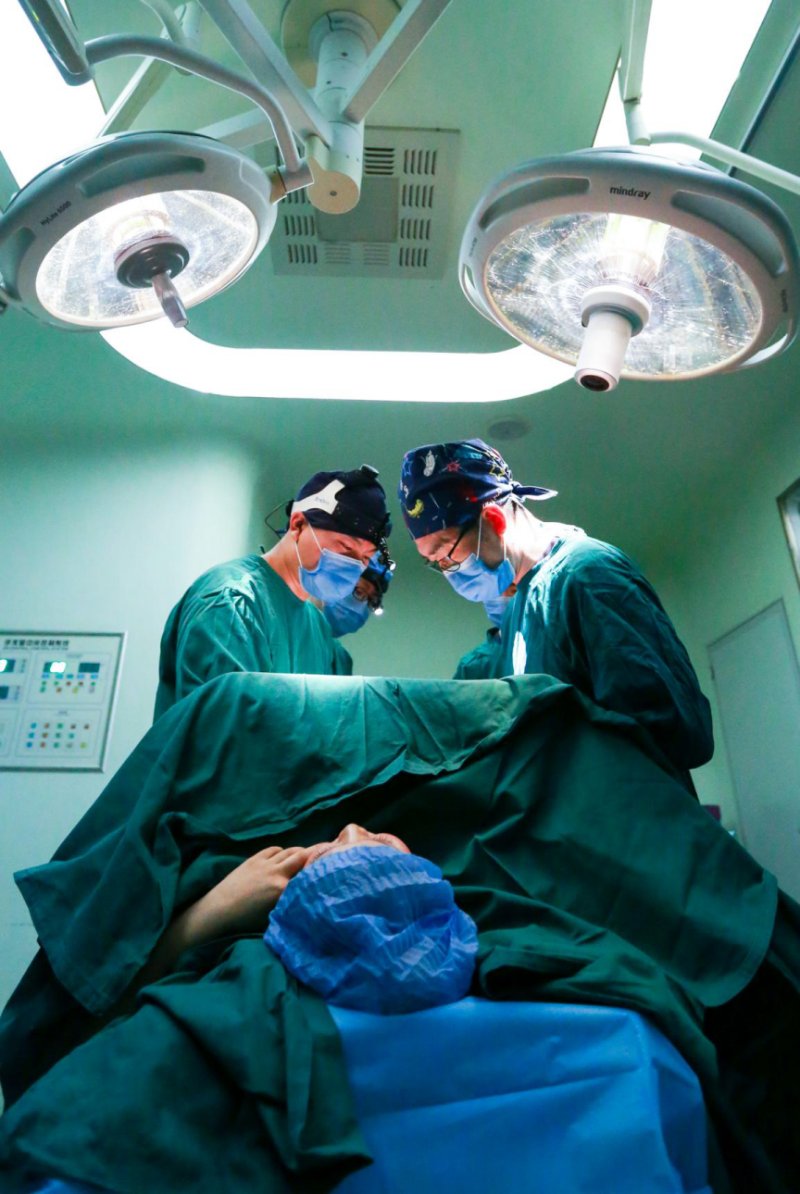 非法注射物取出风险 鼻子奥美定取出会不会变形