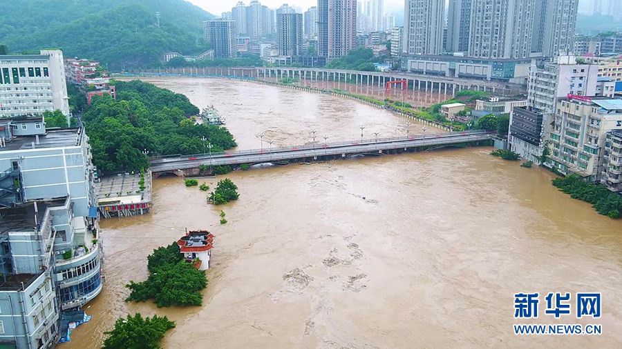 遭遇历史最大洪水,这座城市如何做到不落下一人?