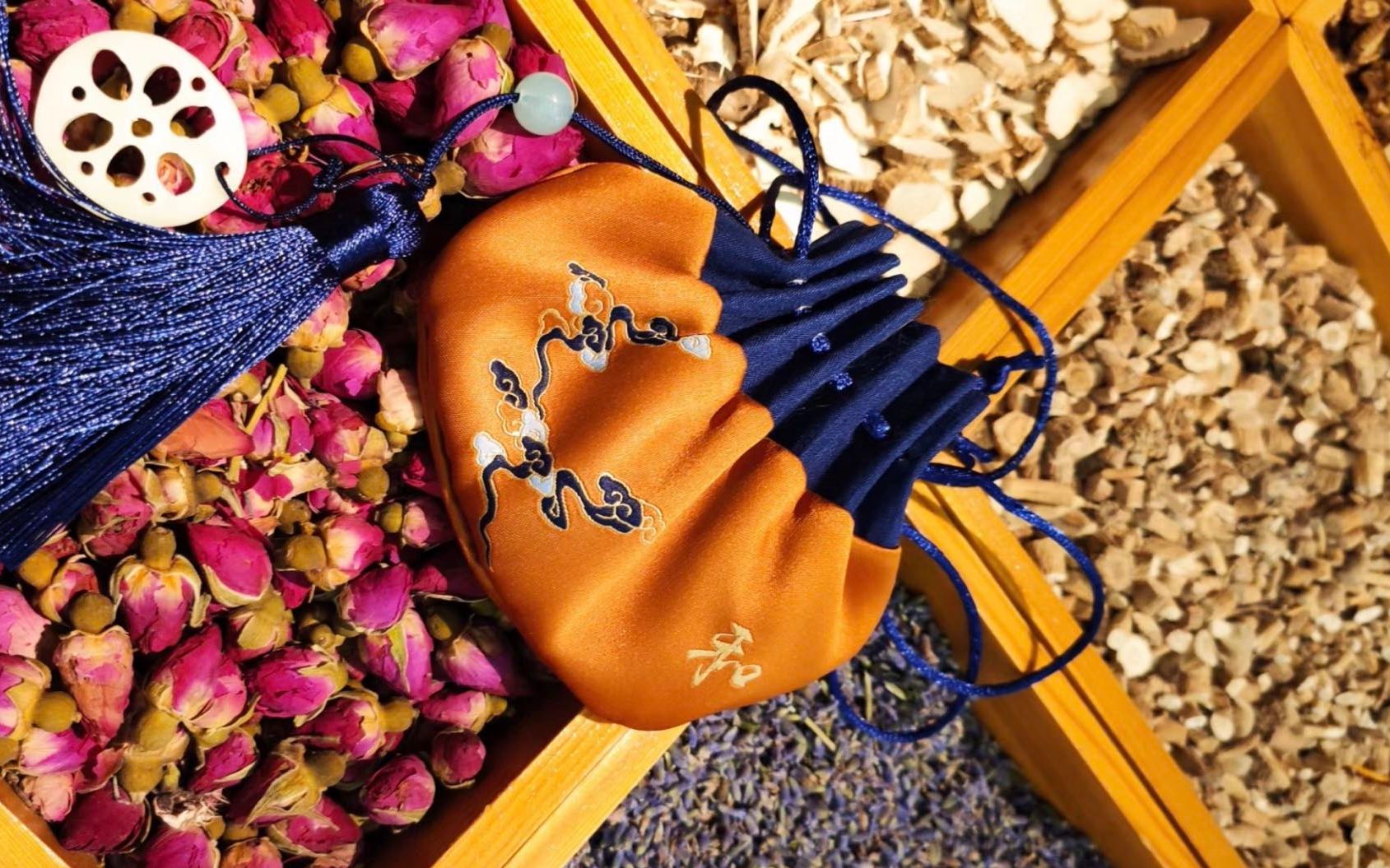 端午节丨"戴个香草袋,不怕五虫害" 自制香囊有讲究