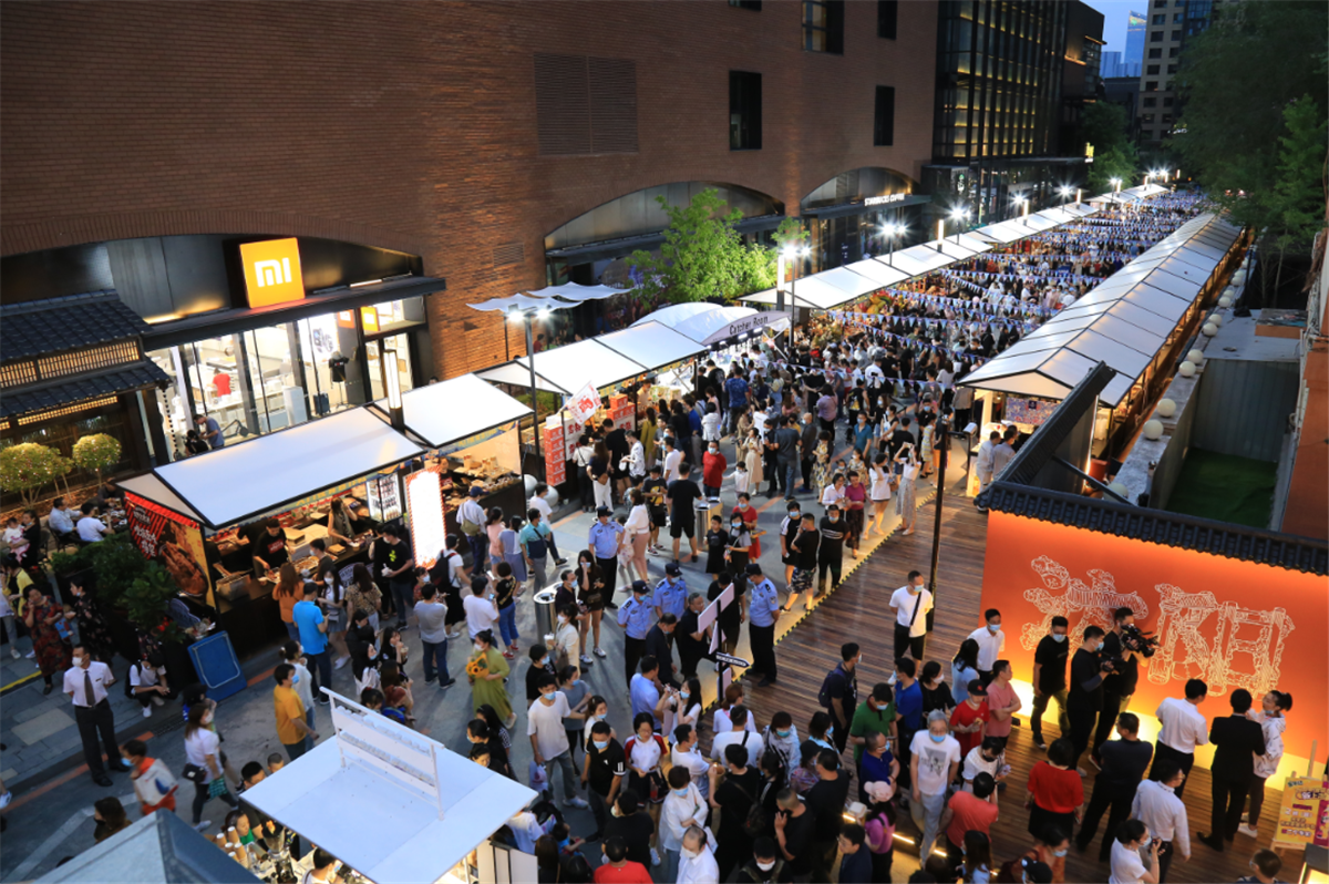 沈阳市沈河区歇马夜市.由采访对象供图