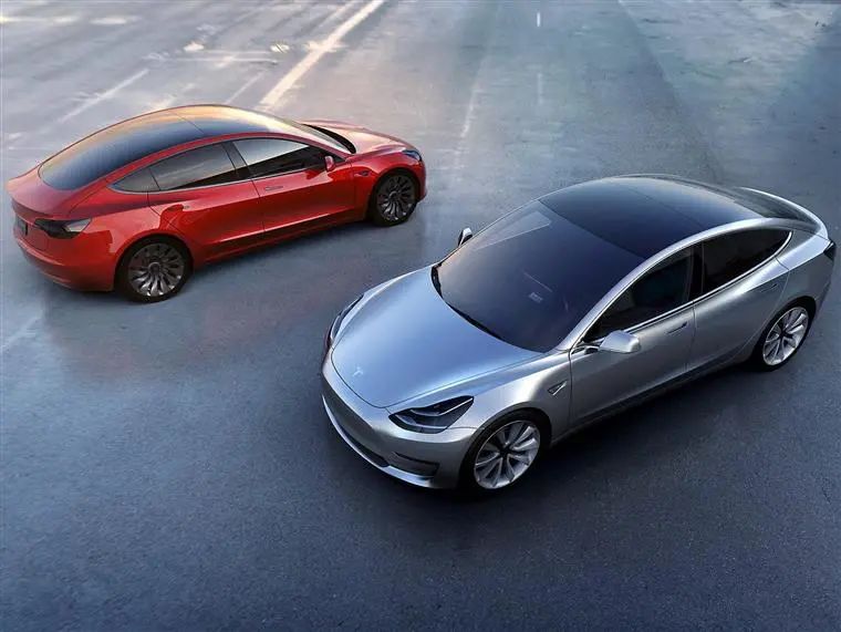 续航700km的Model 3要来了？特斯拉又给用户出难题！