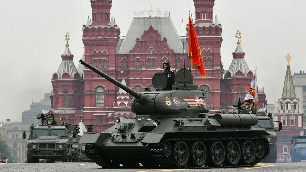 军事迷请进，俄罗斯红场阅兵最新装备