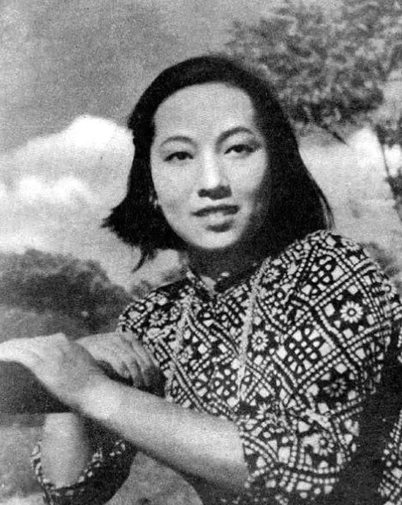 田壮壮母亲"江姐"于蓝99岁去世!昔日珍贵美图旧照曝光