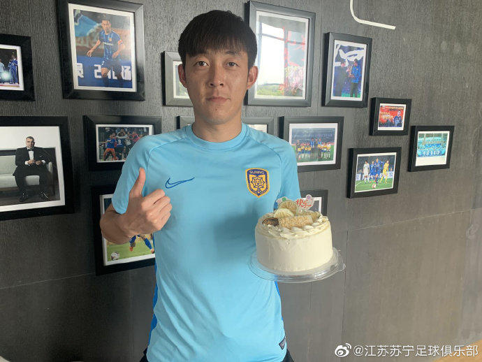 官方前天海球员张诚加盟江苏苏宁