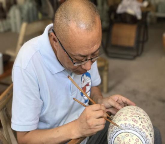 古陶瓷鉴定家徐鸿:传播古瓷文化,传承千年匠心|徐鸿|瓷器|古瓷_新浪