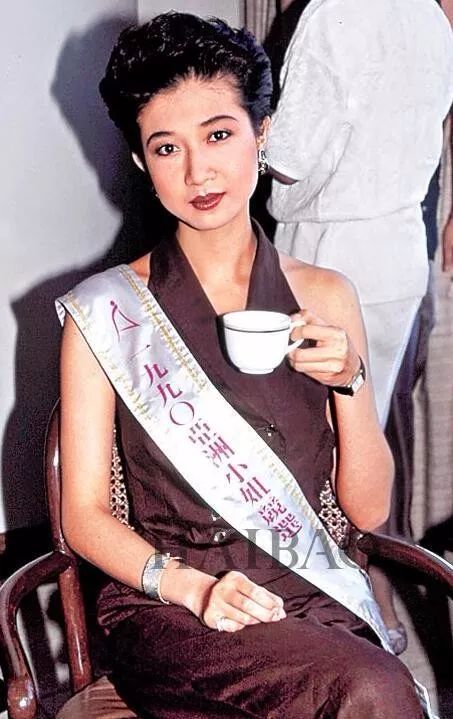 17岁被逼出道,为情所困伤害自己,29岁留下满月儿子撒手人寰