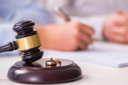 邵阳一男子参与在网吧的聚众斗殴后潜逃13年，被衡阳铁警查获休闲区蓝鸢梦想 - Www.slyday.coM