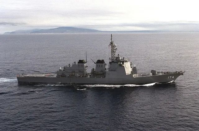 日本金刚级驱逐舰雾岛号