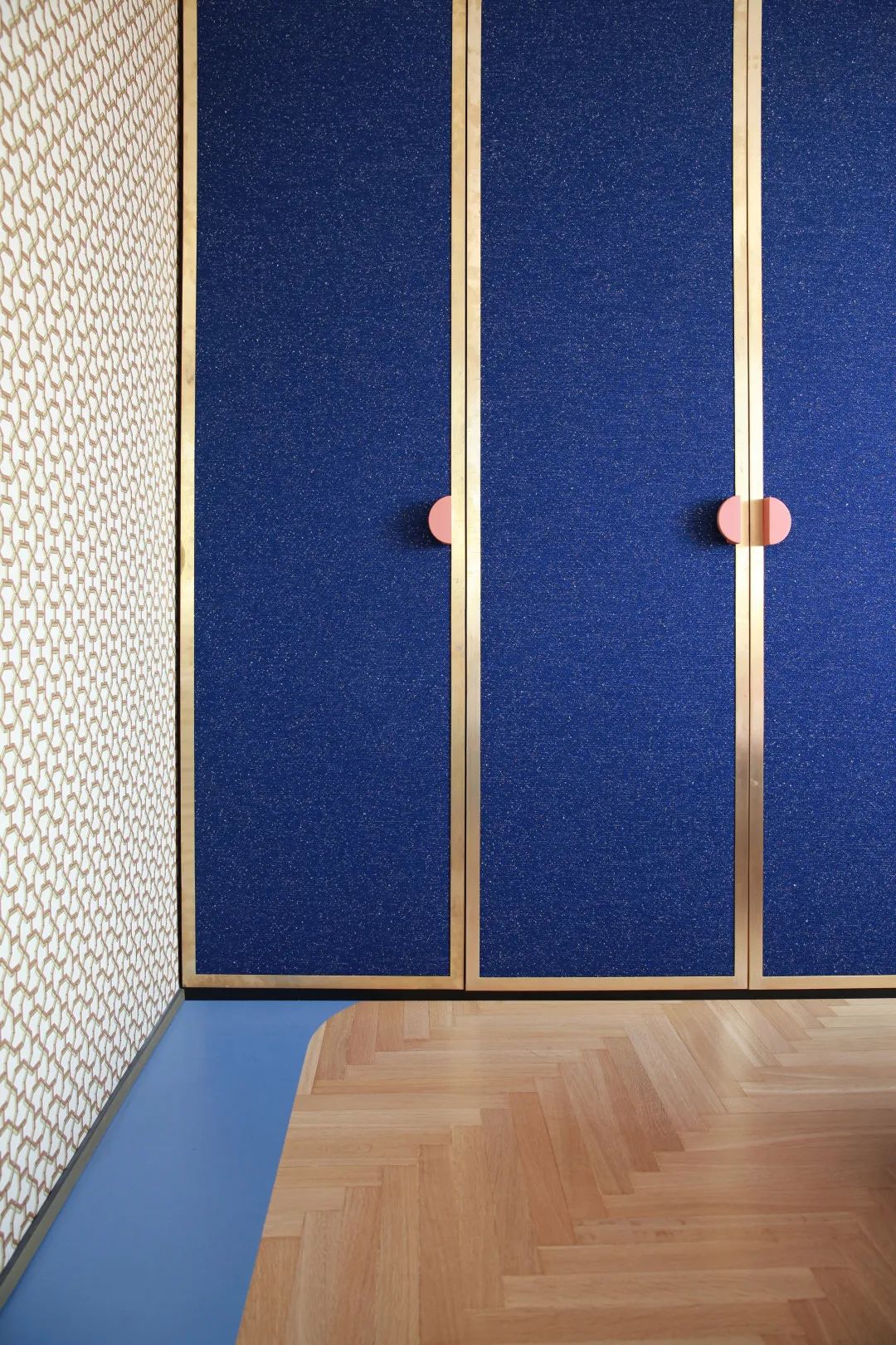 将大理石运用到极致的米兰公寓