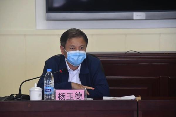 市人大监察和司法委员会主任委员杨玉德陪同调研