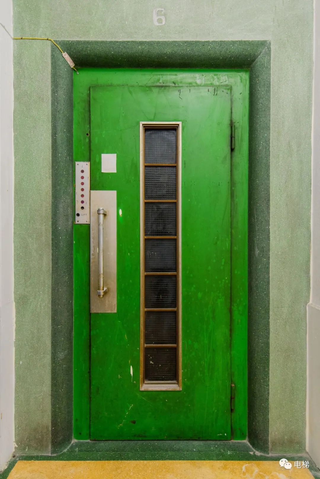 香港首部电梯安装于1888年