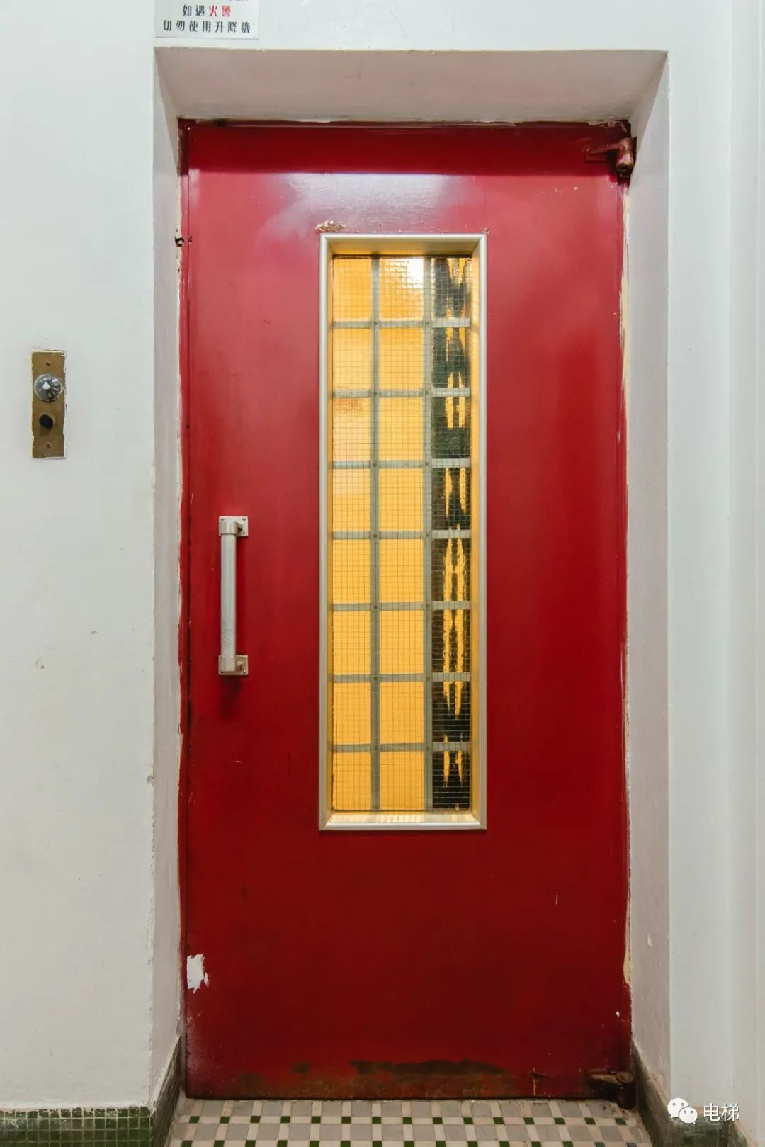 香港首部电梯安装于1888年