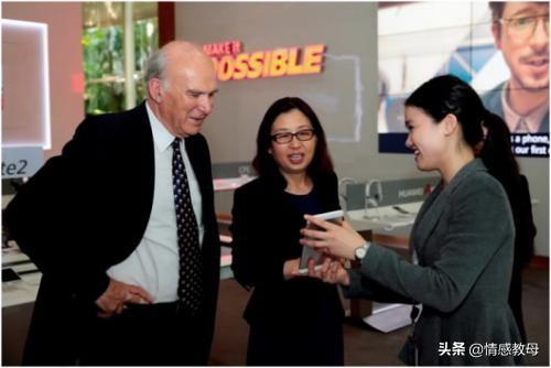 1996年孙亚芳带领7000人辞职华为任正非称赞感谢她救了华为