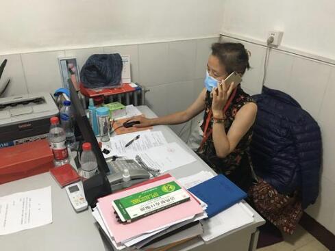 北京玉泉东市场周边十社区解封,零点一过就有人出入