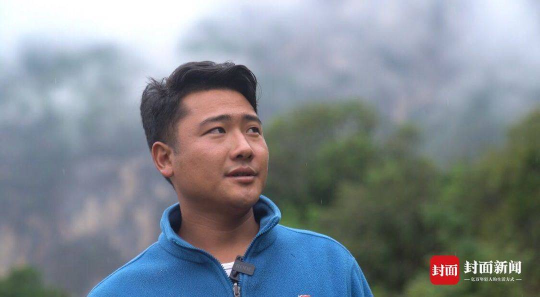 阿布洛哈村和它的云端公路
