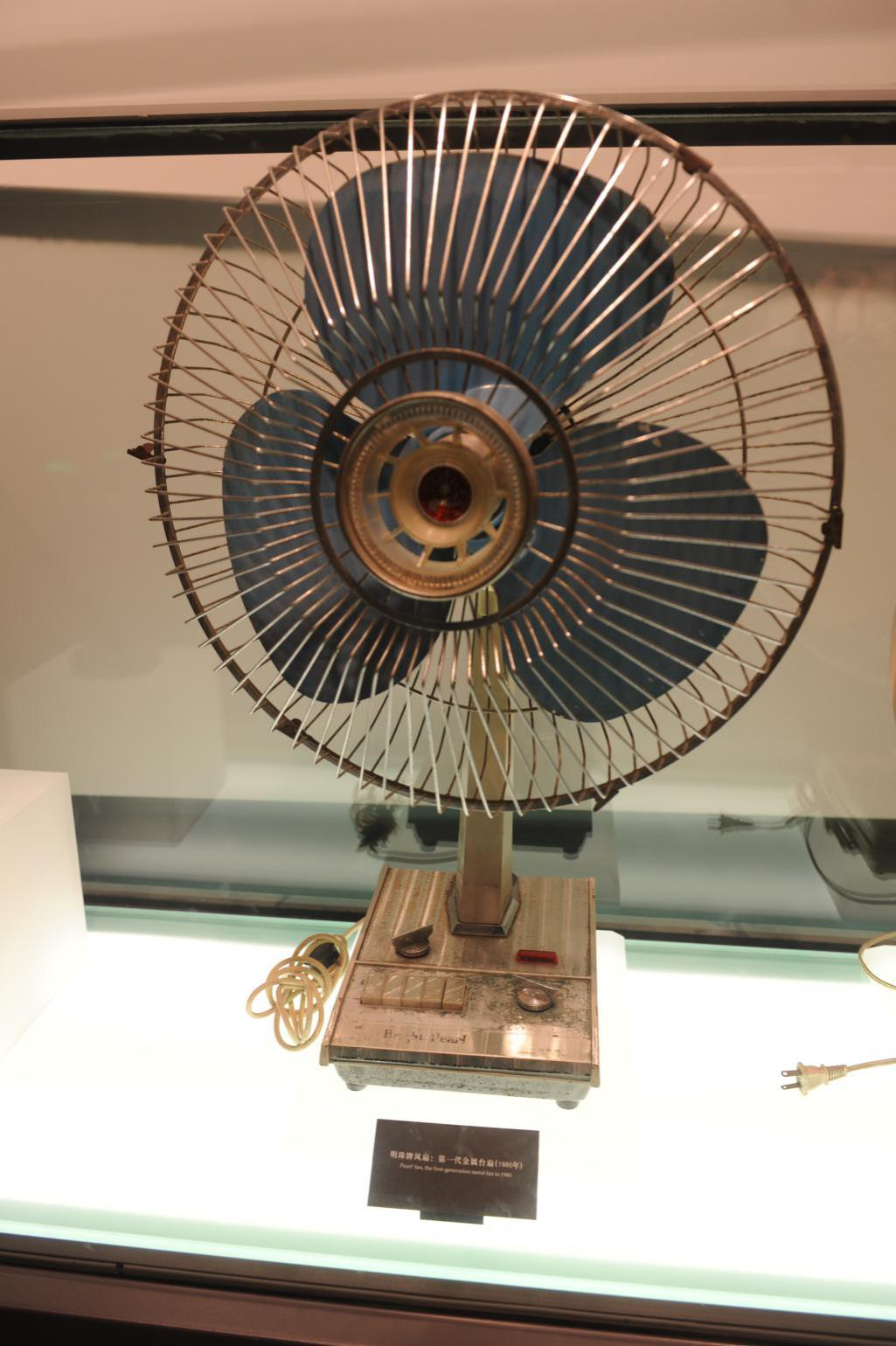 老风扇为啥这么耐用 现在的风扇容易坏怎么回事